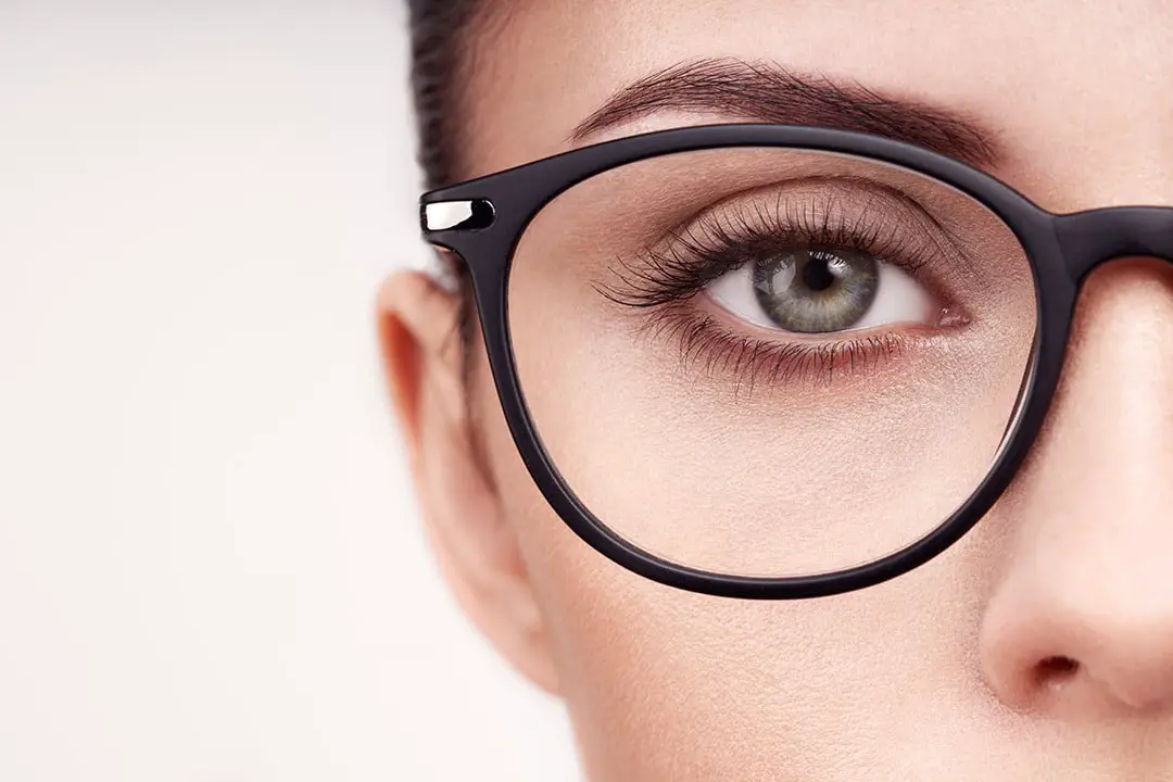 How to make your eyes look more attractive in glasses - Up On Beauty