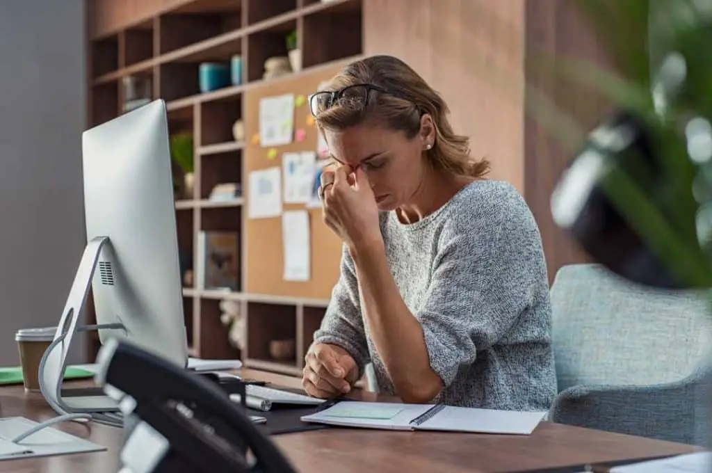 Fatigue causes dark circles and undereye bags to appear