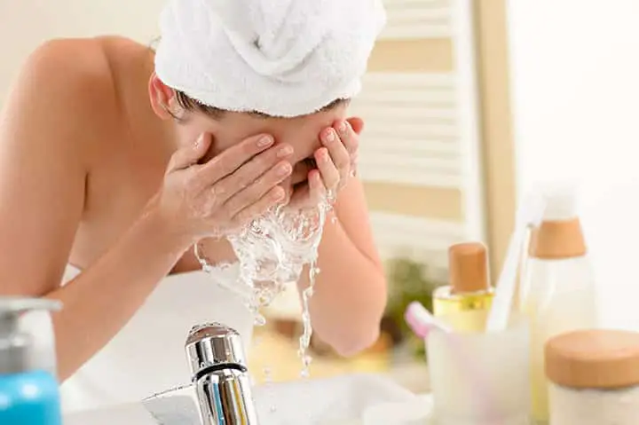 Best Body Washes & Soaps for Keratosis Pilaris