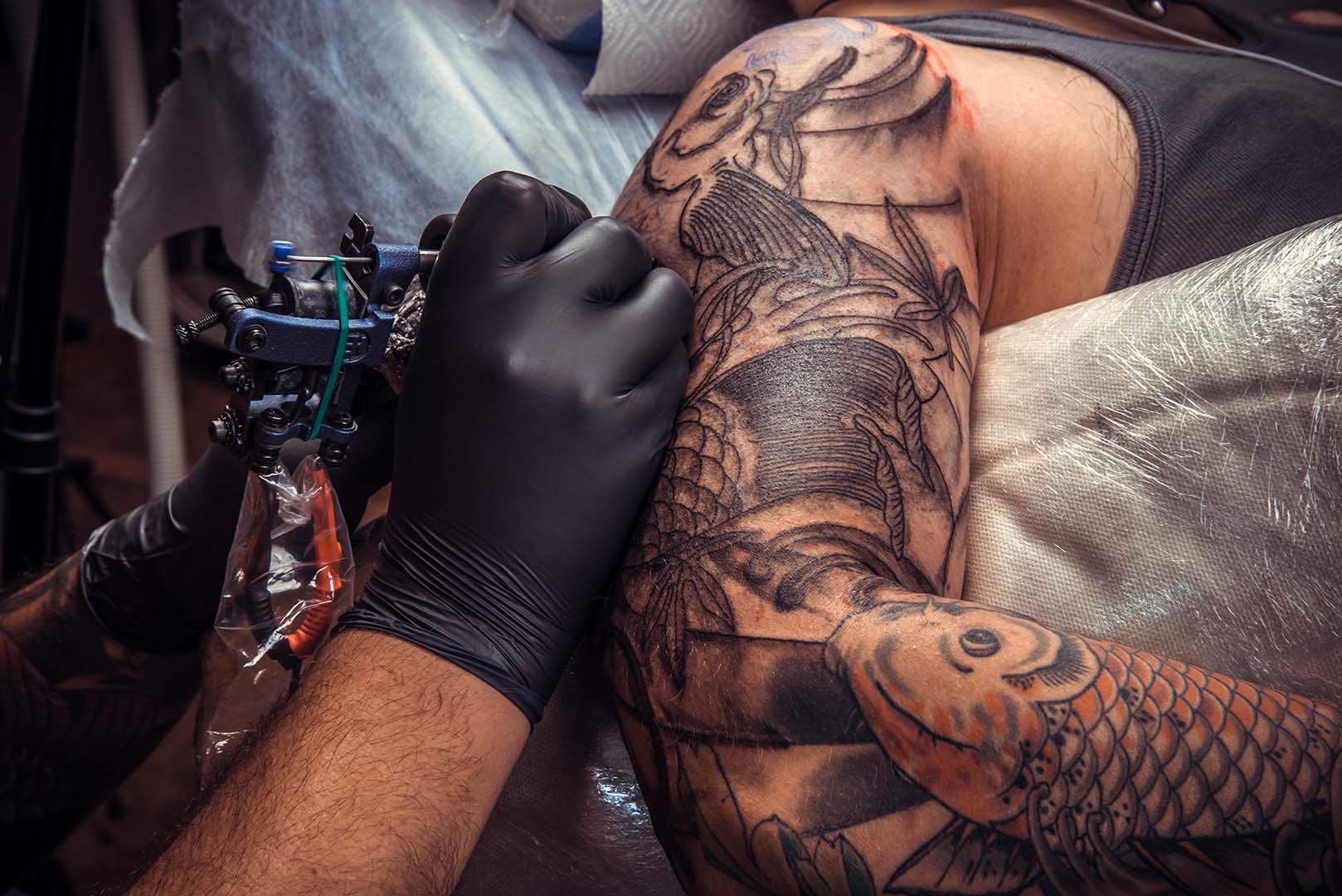 How to notice the difference between scabbing and healing in a tattoo   Quora