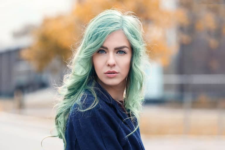 Blue Dye Over Green Hair: How to Fix It - wide 4